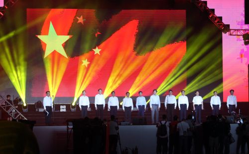 2018年中国汽车摩托车运动大会在武汉体育中心开幕(图1)