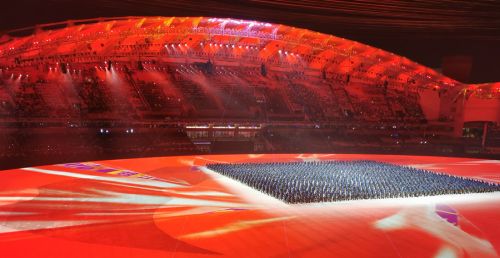 第七届世界军人运动会在武汉体育中心隆重开幕 习近平出席开幕式并宣布运动会开幕(图8)