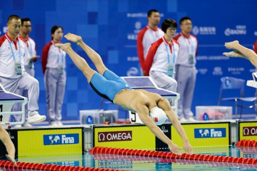 军运会游泳首日中国队摘6金破4纪录(图5)