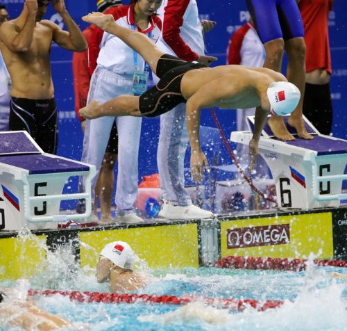 军运会游泳次日：中国再夺6金破3项纪录