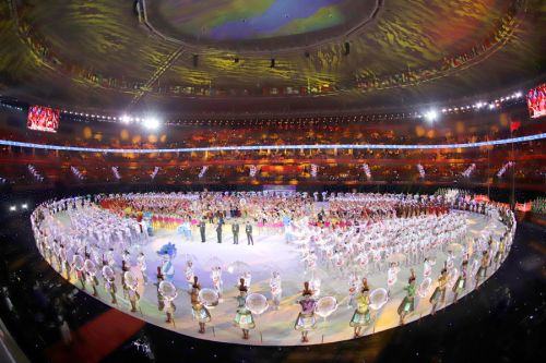 第七届世界军人运动会在武汉体育中心闭幕 许其亮孙春兰出席(图1)